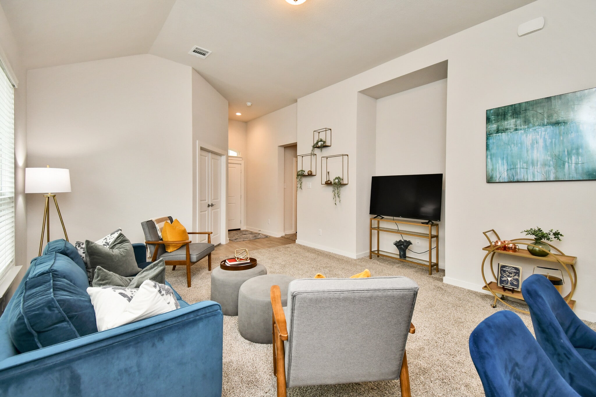 Living room ready for family time - 7847 Grand Louis Way