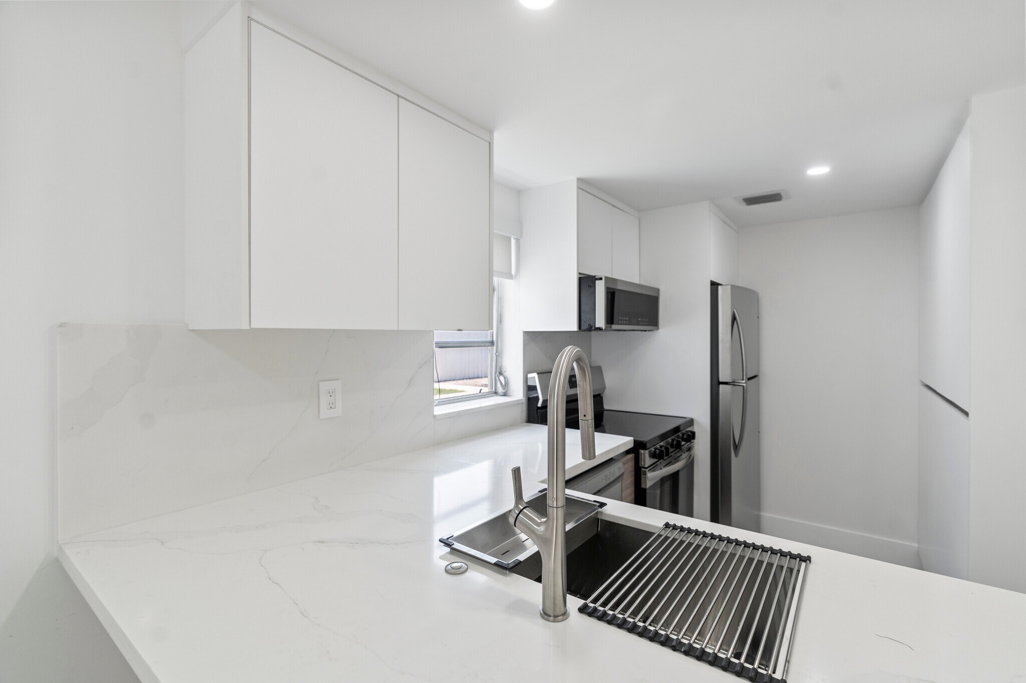 Building Photo - 3597 SW 17th St