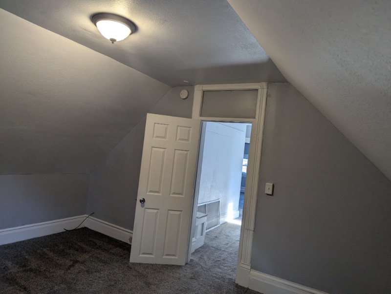 Building Photo - 2707 W 1st St