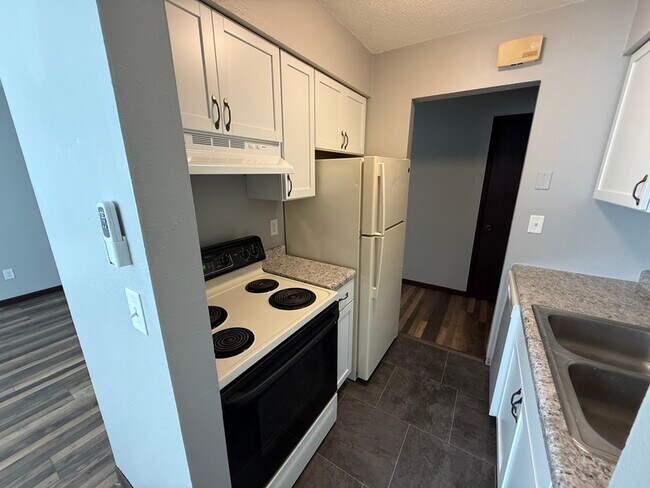 Building Photo - 2951 9th St