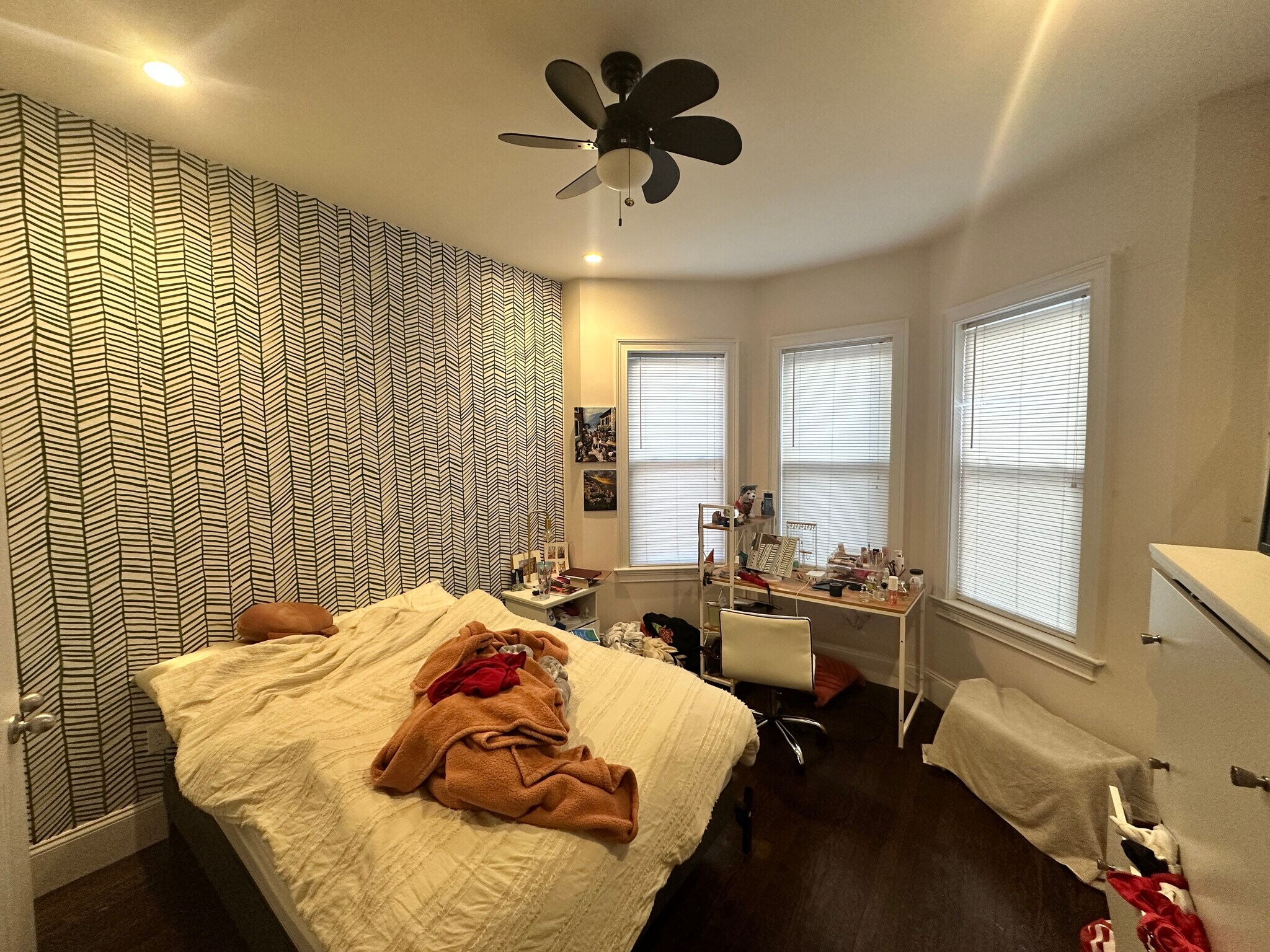 Building Photo - 9 Oswald St