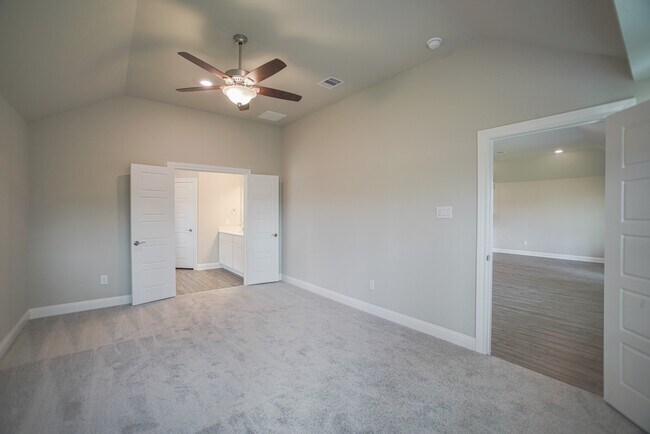 Building Photo - 17112 Coneflower Pl