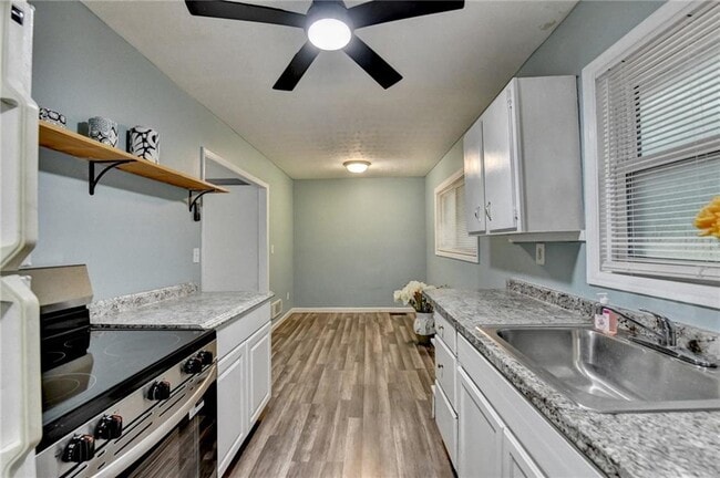 Building Photo - 103 Dogwood Ln