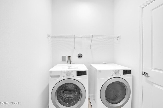 Building Photo - 512 Landshark Blvd