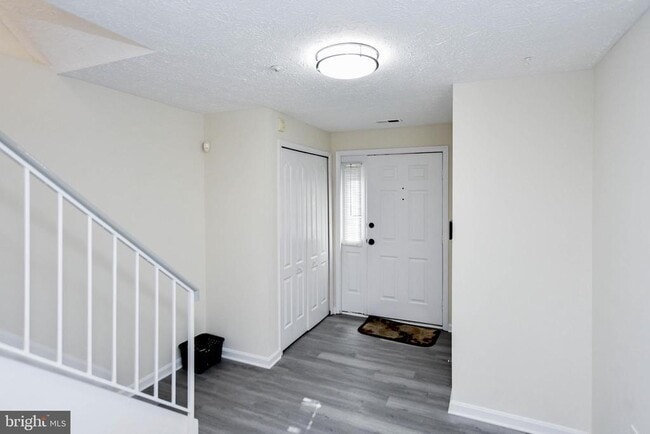 Building Photo - 5908 Grenfell Loop