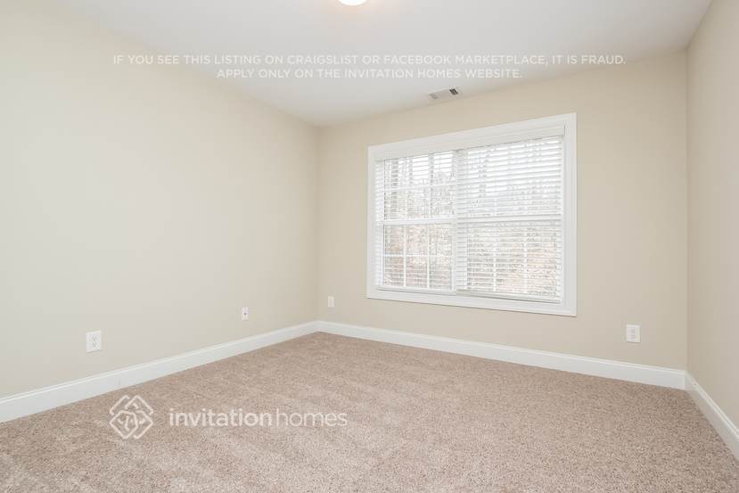 Building Photo - 5253 Monarch Dr