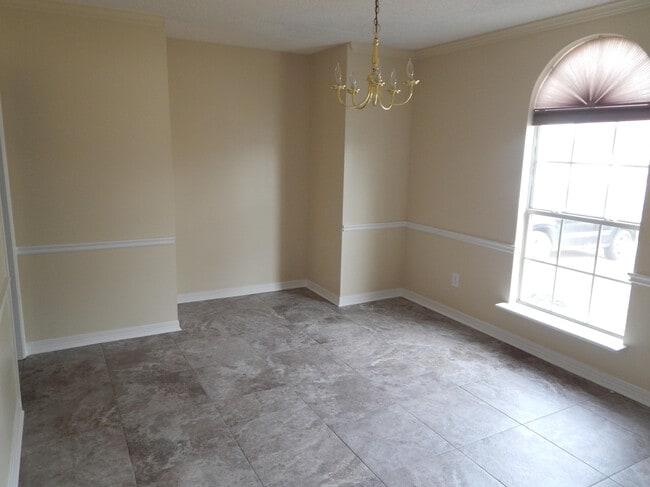 Building Photo - 1925 Catamaran Dr