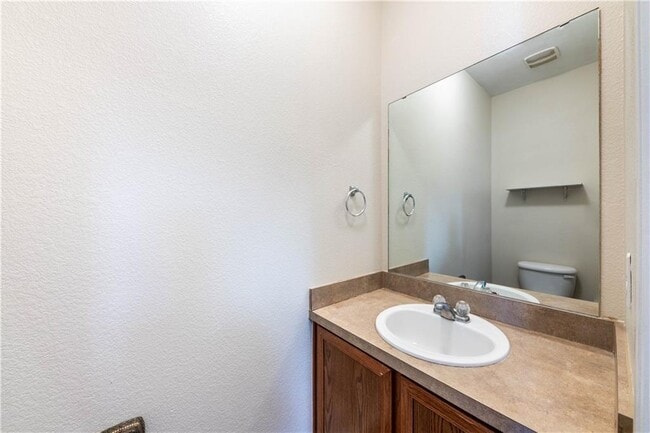 Building Photo - 18749 Golden Eagle Way
