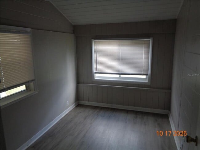 Building Photo - 506 E Pennsylvania Ave