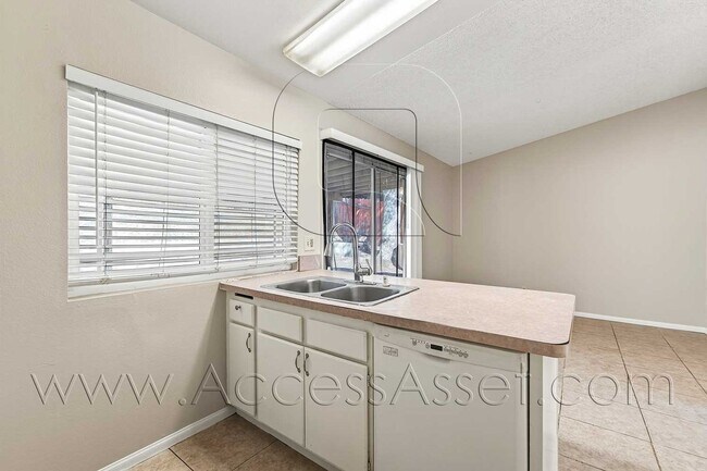 Building Photo - Charming 3 Bed/2 Bath Single-Story Home In Desirable Temecula Location!