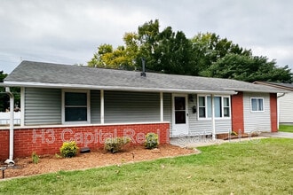 Building Photo - 319 Joy Dr