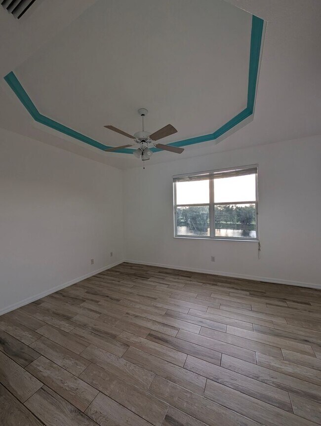 Building Photo - Charming 2BR Duplex in North Port