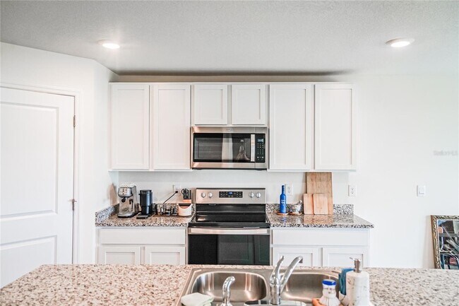 Building Photo - 13295 Mylion Wy