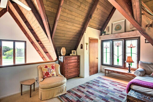 Building Photo - 56 Far Pond Rd