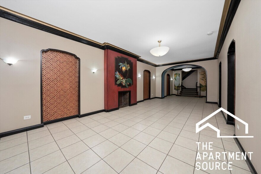 Building Photo - 2747 N Spaulding Ave