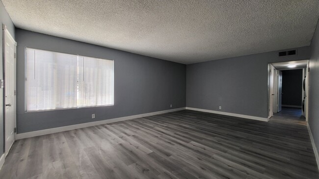 Building Photo - 3240 N Michael Way