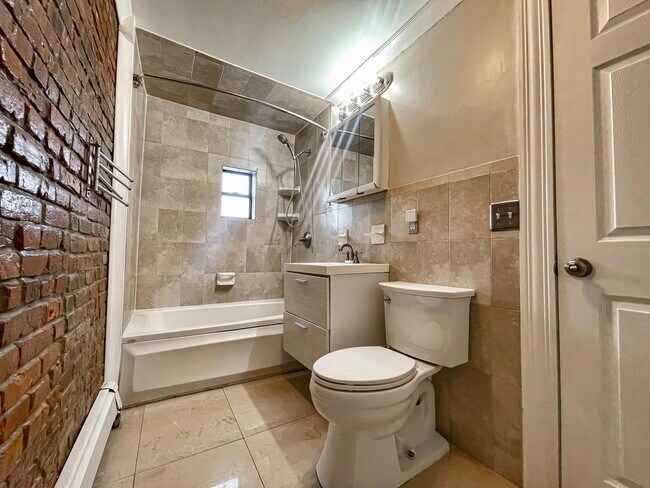 Building Photo - 559 Communipaw Ave