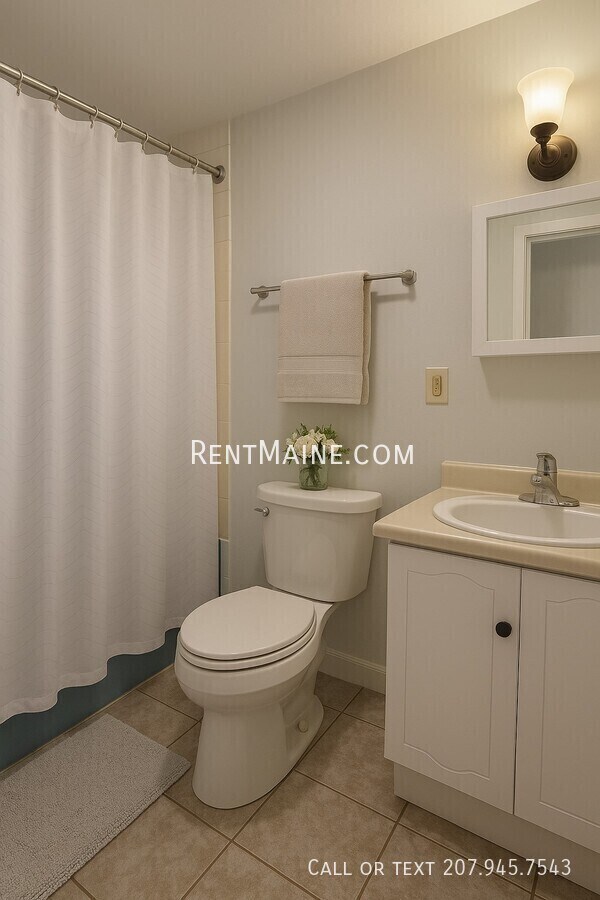 Building Photo - 10 Tall Pines Dr