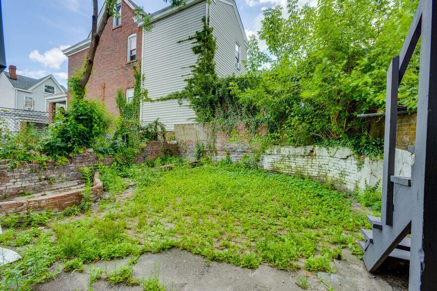 Building Photo - 1223 Arlington Ave