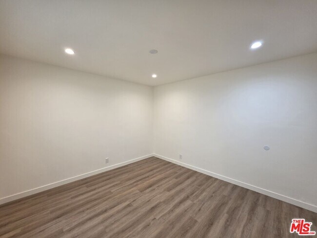 Building Photo - 2908 141st Pl