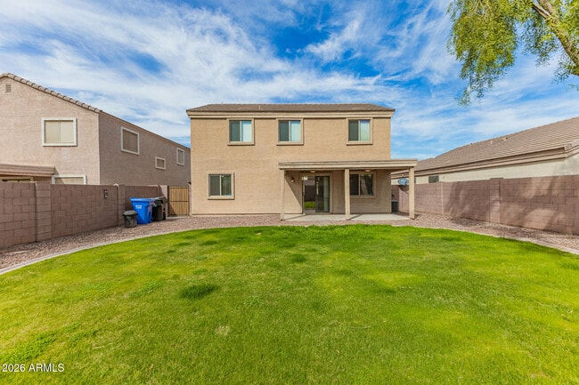 Building Photo - 3335 W La Salle St