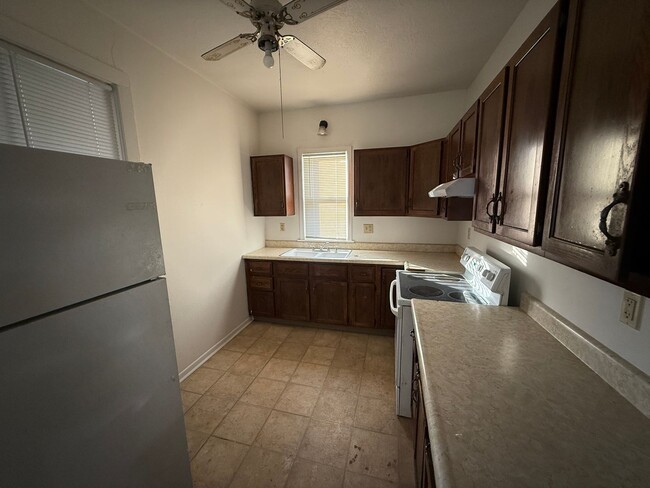 Building Photo - 2620 Chicago Ave