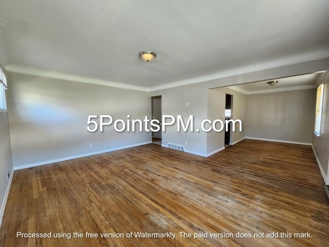 Building Photo - 18312 Hazelwood Ave