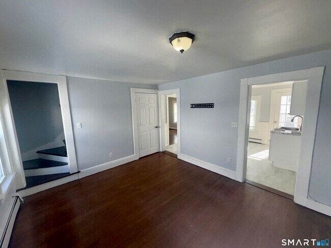 Building Photo - 24 Iowa St