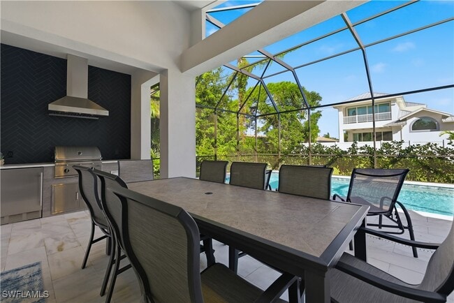 Building Photo - 711 91st Ave N