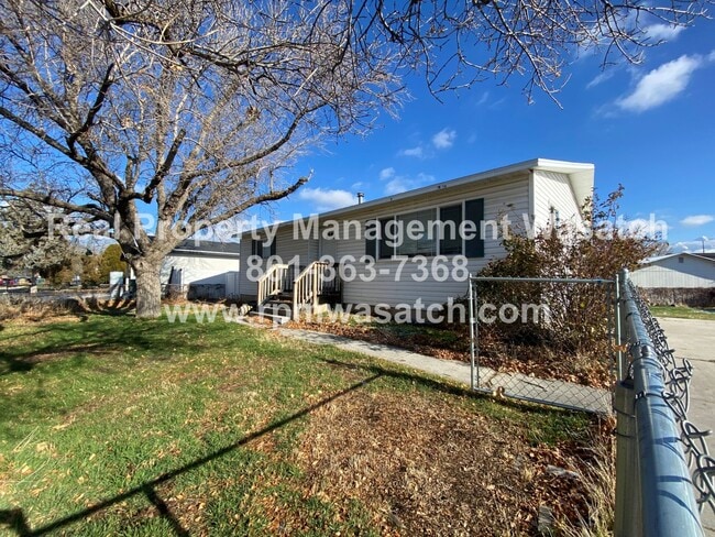 Building Photo - Take a Look at This 4 Bedroom 2 Bathroom Home in West Jordan UT!!