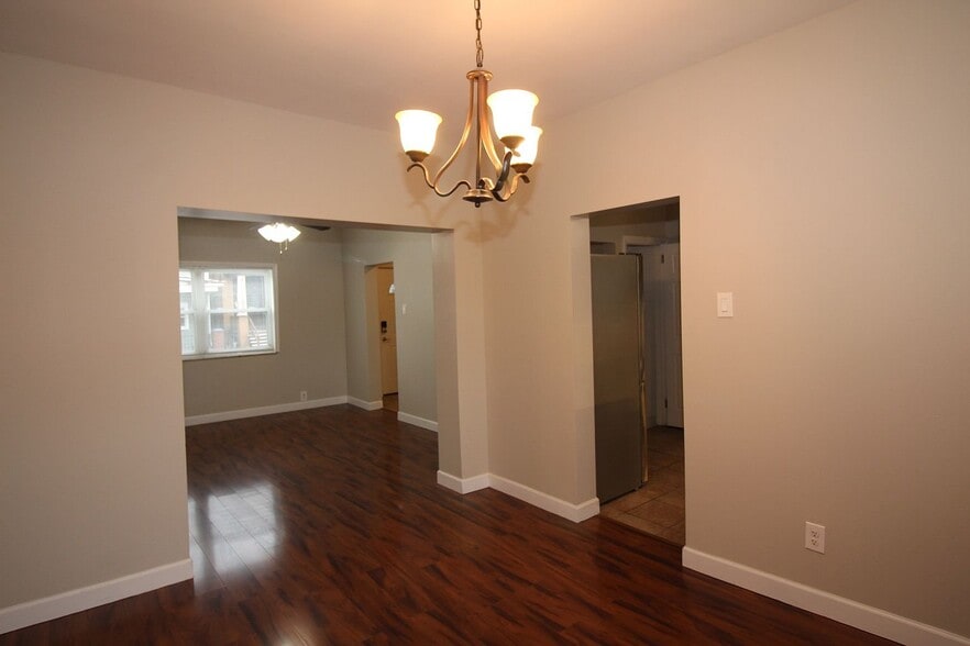 Building Photo - 249 Dilworth St