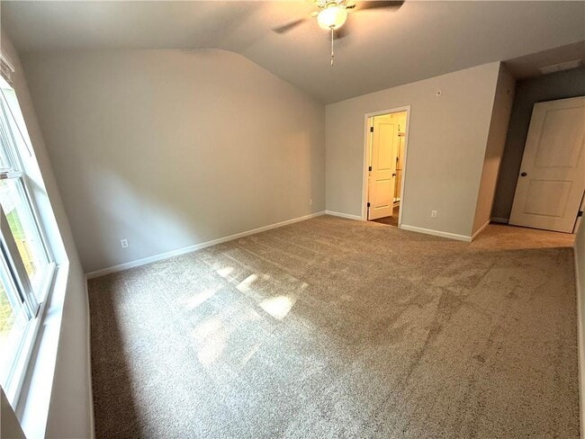 Building Photo - 401 Lanier Cir