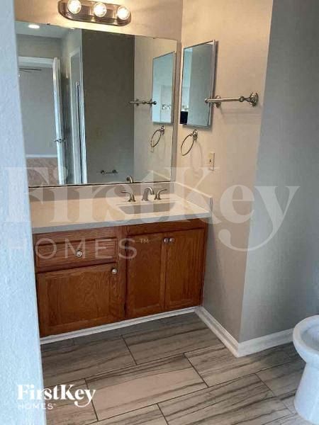 Building Photo - 8047 Queensferry Ln