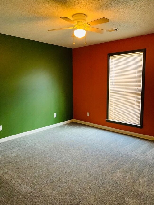 Building Photo - Douglasville Rental