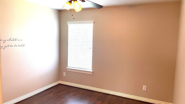 Building Photo - 3518 Ewing Dr
