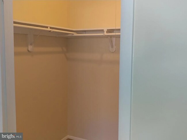 Building Photo - 3 Bedroom 1.5 Bathroom Townhouse in Edgewood, MD