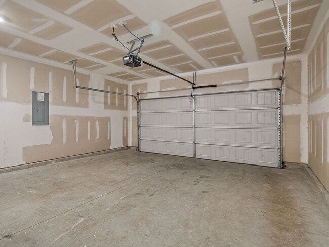 Building Photo - Spacious 3-Bedroom Home in Desirable Talley Ridge Neighborhood, NO APPLICATION FEE if APPROVED