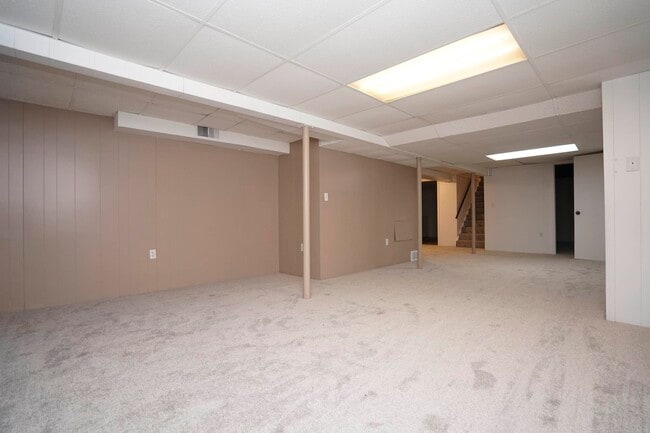 Building Photo - 4576 Pepper Dr
