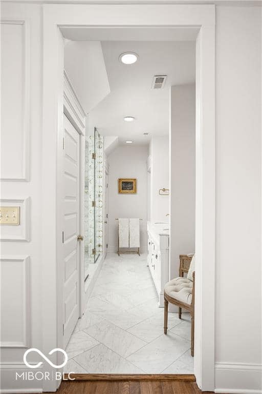 Building Photo - 929 Sanders St