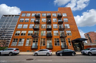 Building Photo - 417 S Jefferson St