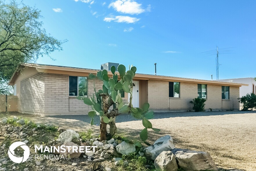 Building Photo - 6725 S Via Perico
