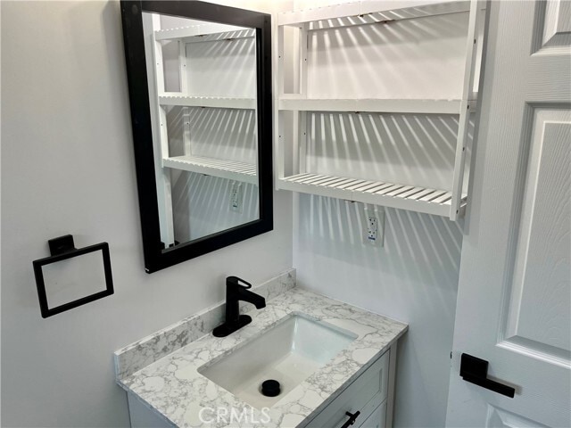 Building Photo - 14741 Gandesa Rd