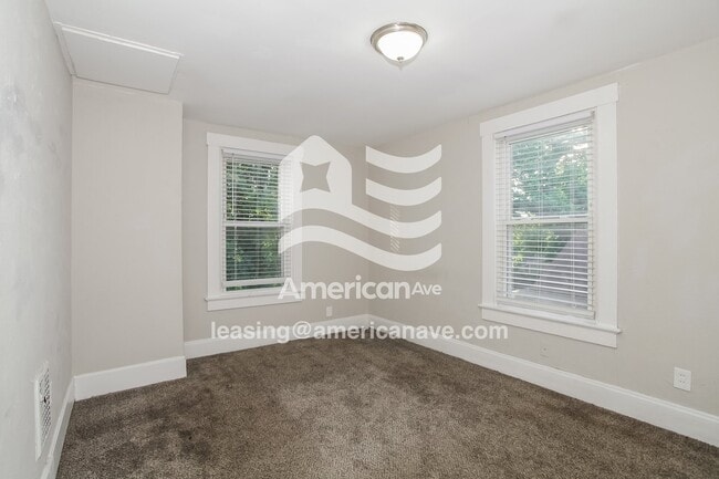 Building Photo - 228 Hanover St