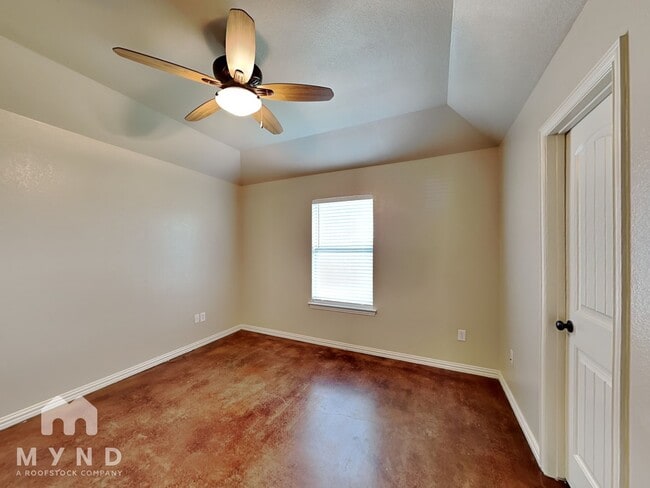 Building Photo - 104 Jolin Ln