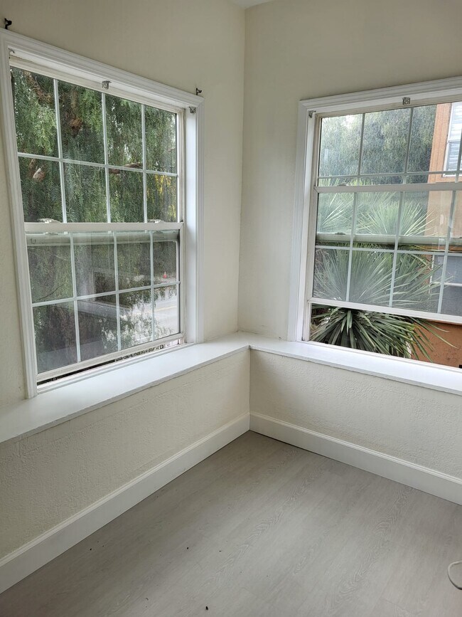 Bedroom 1 - 133 E Reed St
