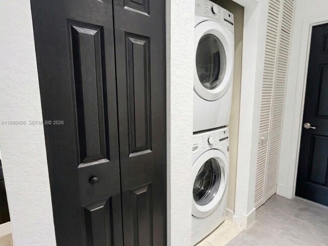 Building Photo - 8869 W 35th Ave