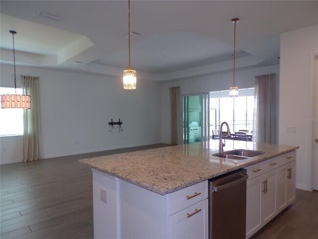 Building Photo - 15255 River Birch Ct