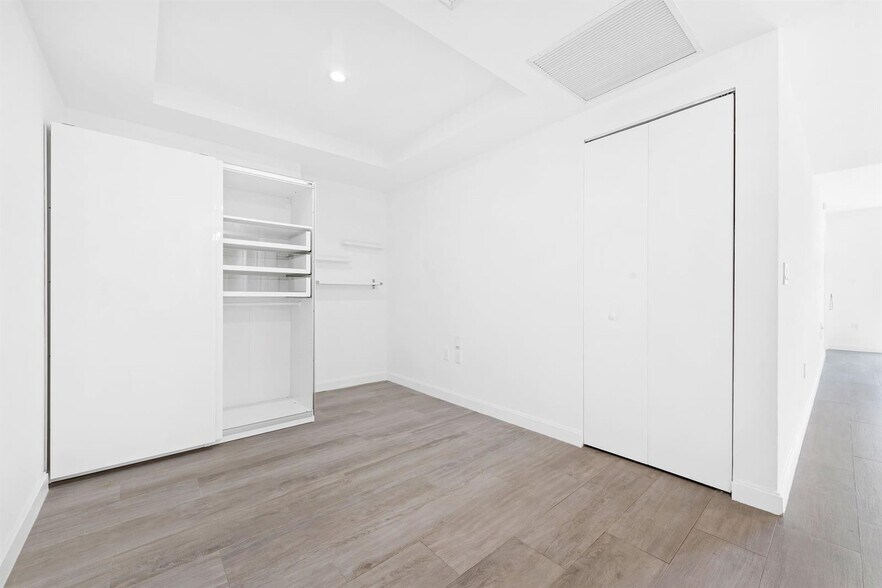 Building Photo - 55 SW 9th St