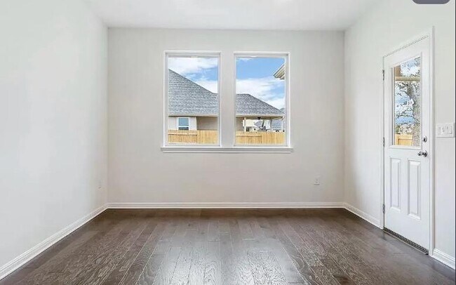 Building Photo - 4441 Arques Ave