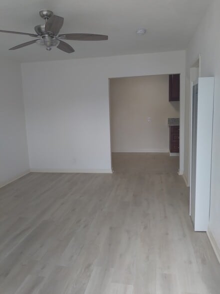 Living Room - 434 Laconia Blvd